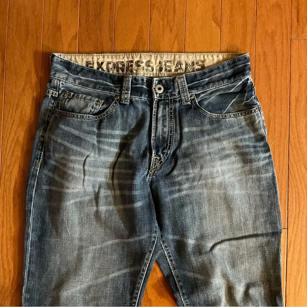 Men’s Express Jeans Loose Fit Zipper 🪰 Blue Jeans!